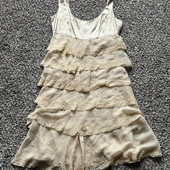 Diane Von Furstenburg 100% Silk Tiered Mini Dress, Womens 4 Silk Lined, Sequins - Picture 1 of 8